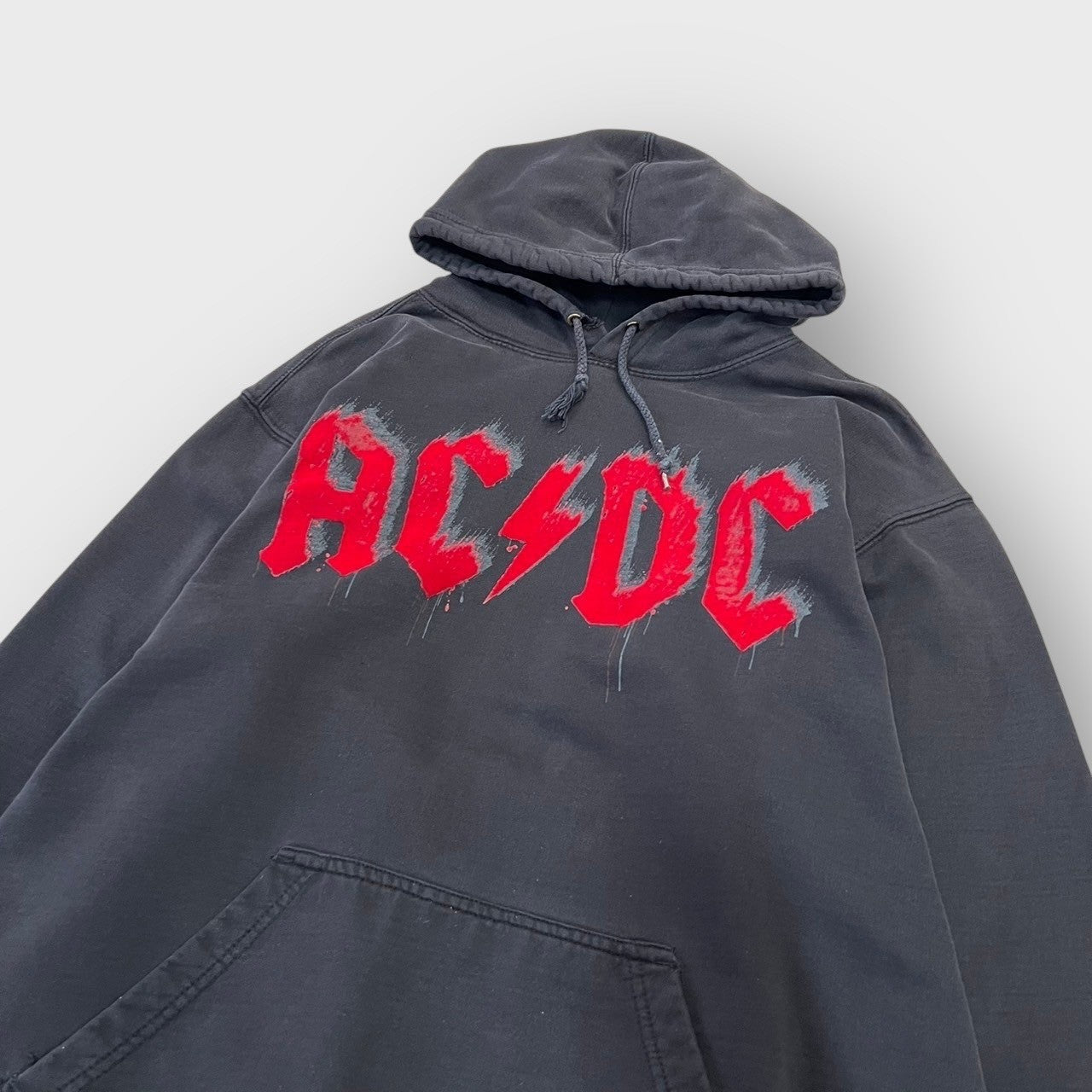 00's "ACDC"
Pull-over hoodie