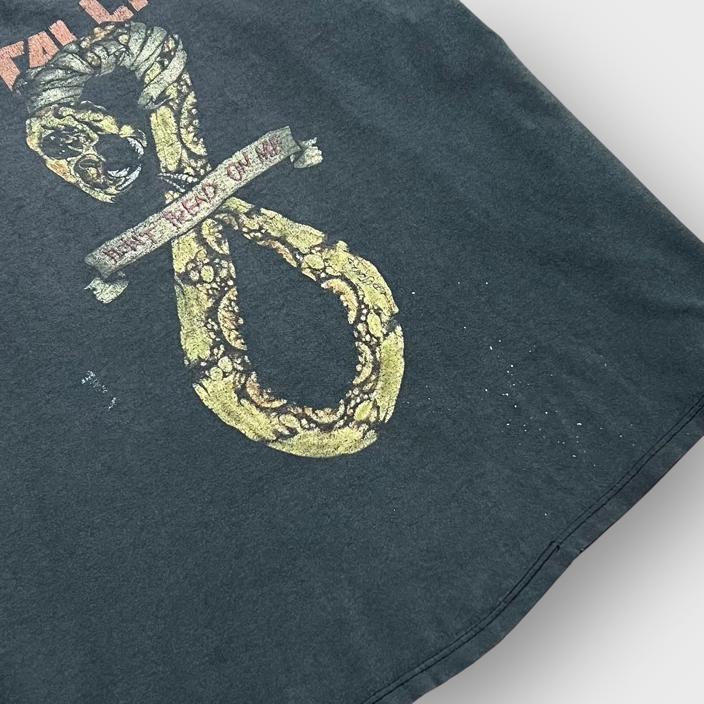 90’s METALLICA
“don't tread on me” t-shirt