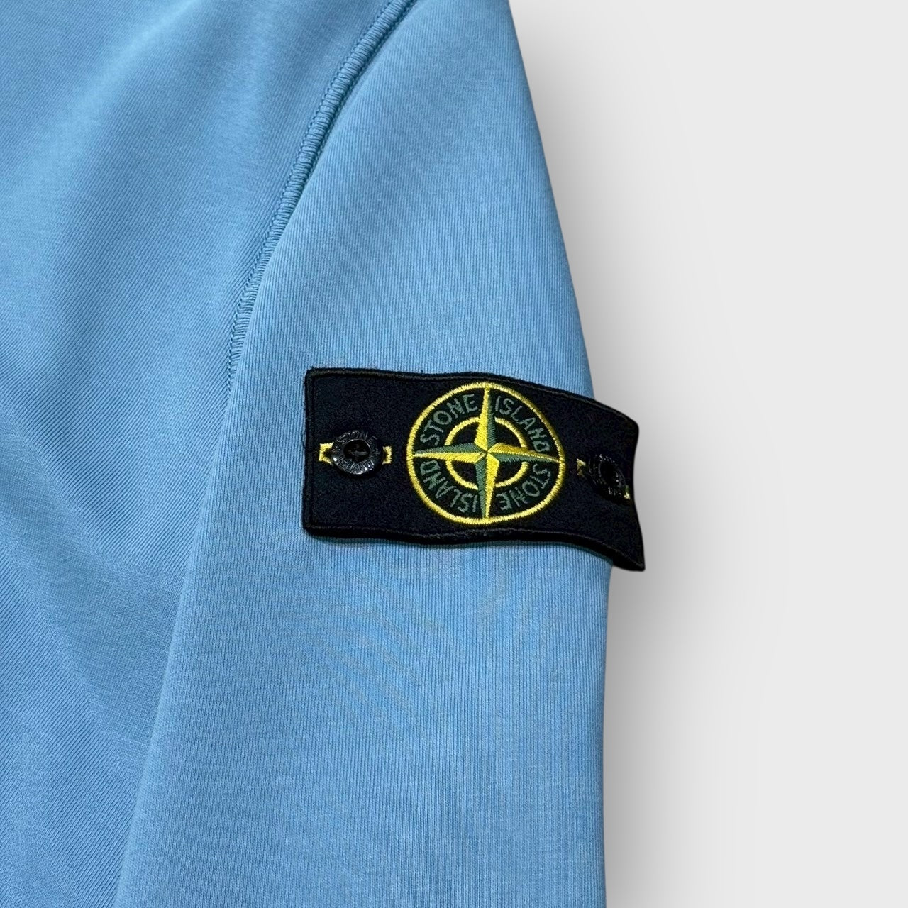 00’s “STONE ISLAND”
sweat