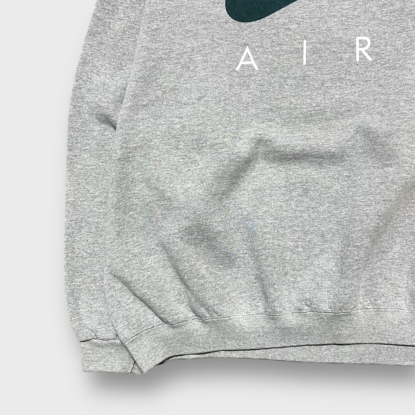 90’s “NIKE” logo design sweat