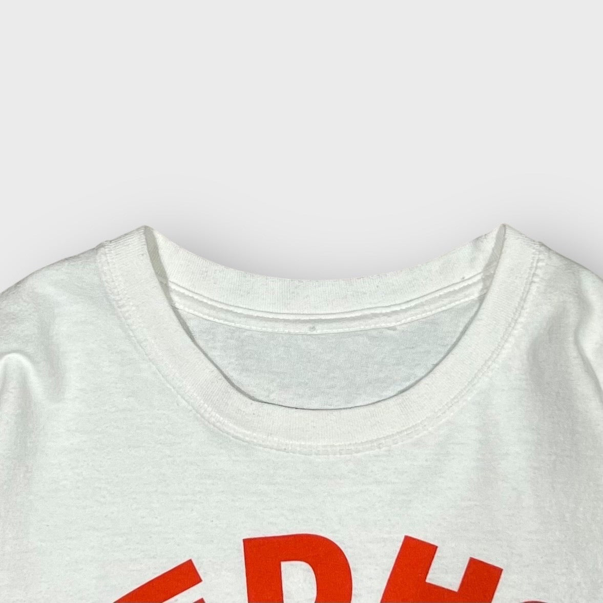 00’s “RED HOT CHILI PEPPERS”
band t-shirt