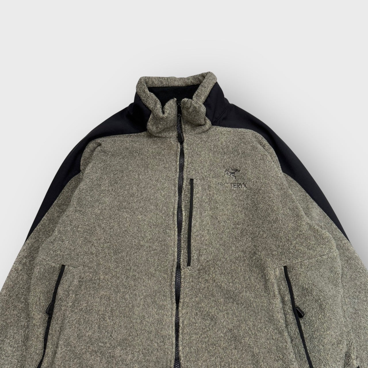 90's "ARC'TERYX"
Sigma fleece jacket