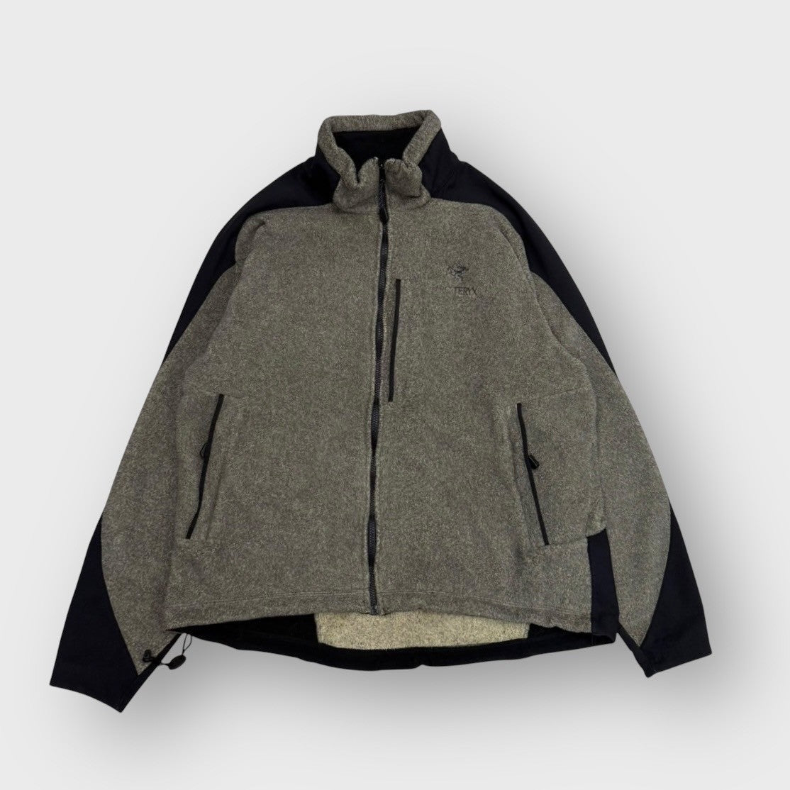 90's "ARC'TERYX"
Sigma fleece jacket