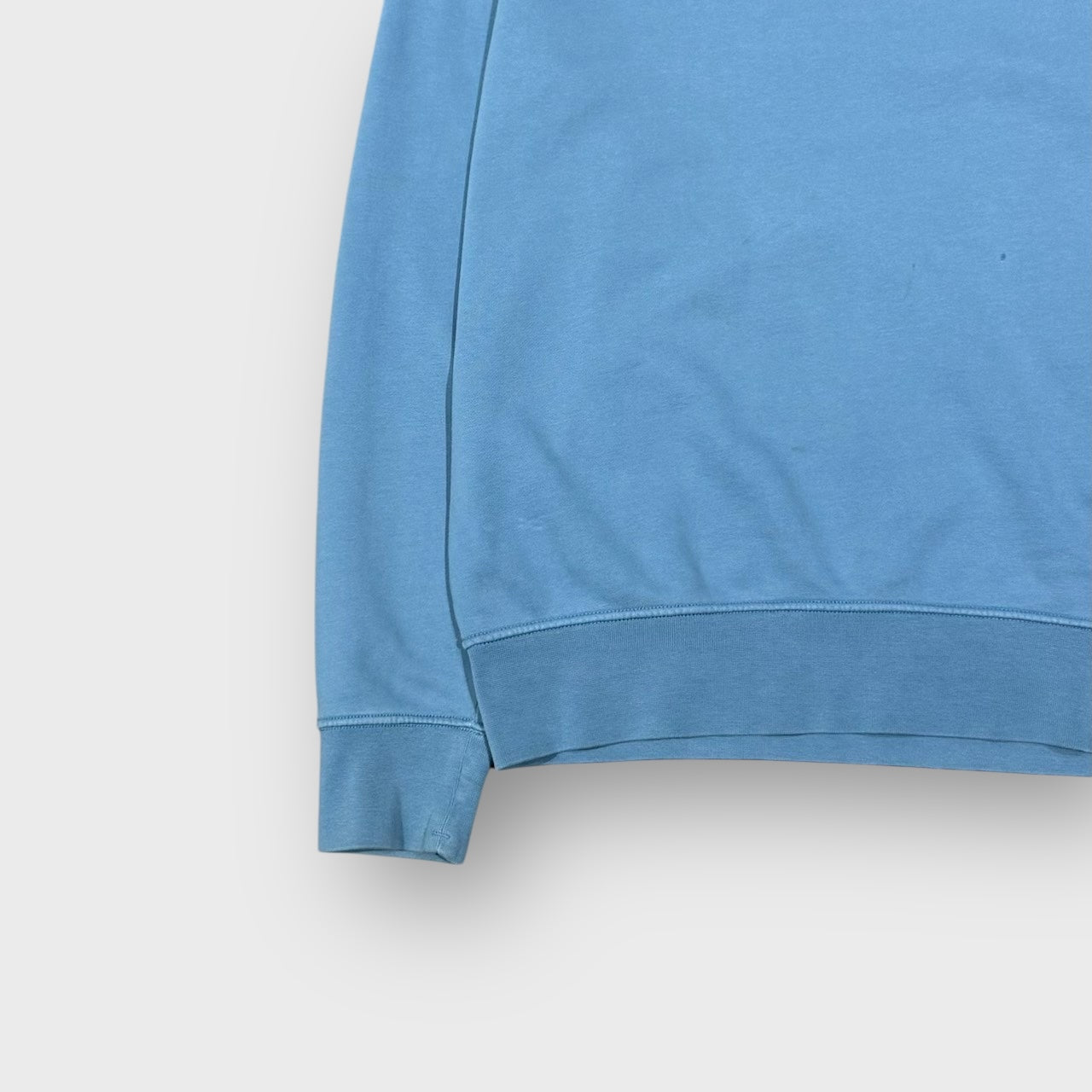 00’s “STONE ISLAND”
sweat