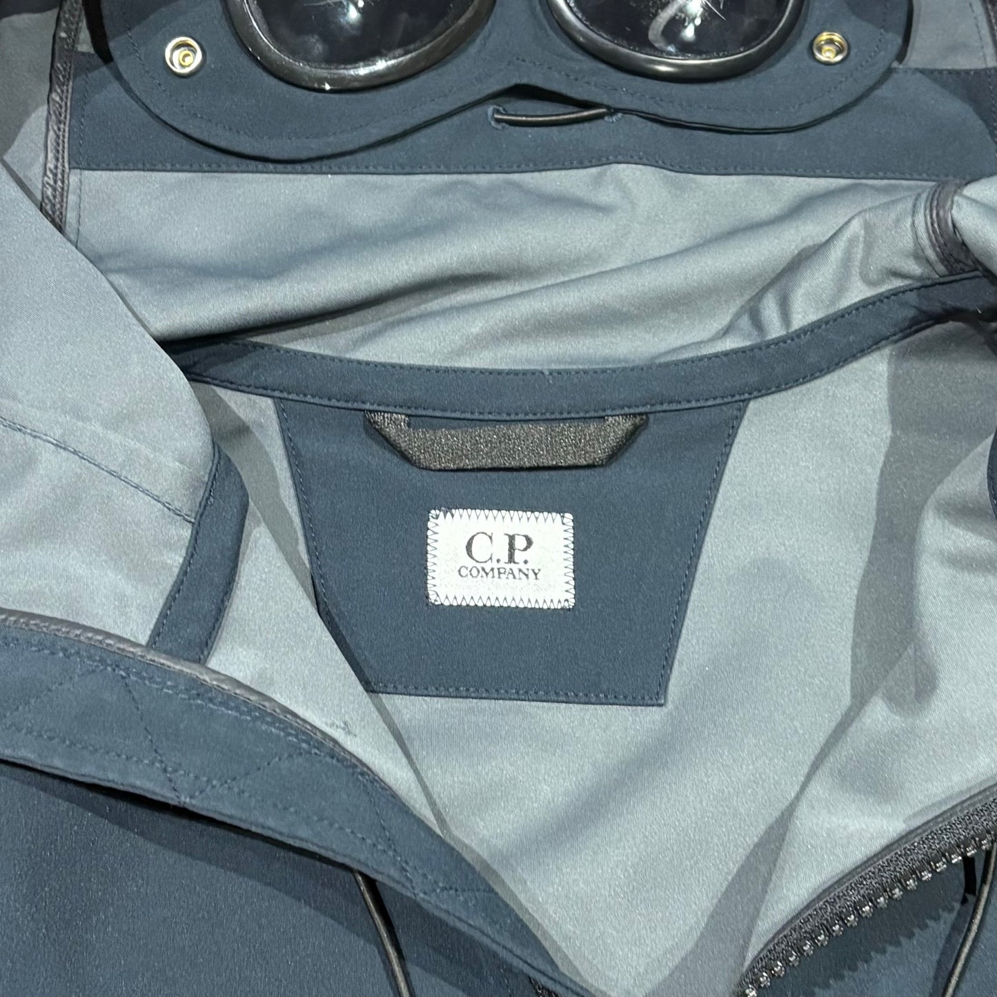 00’s “C.P.COMPANY” goggle shell jacket
