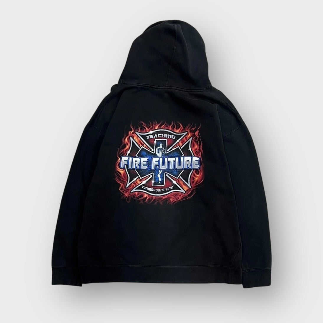 00's "FIRE FUTURE"
Pull-over hoodie