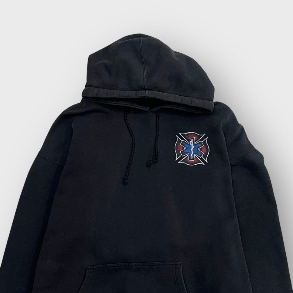 00's "FIRE FUTURE"
Pull-over hoodie