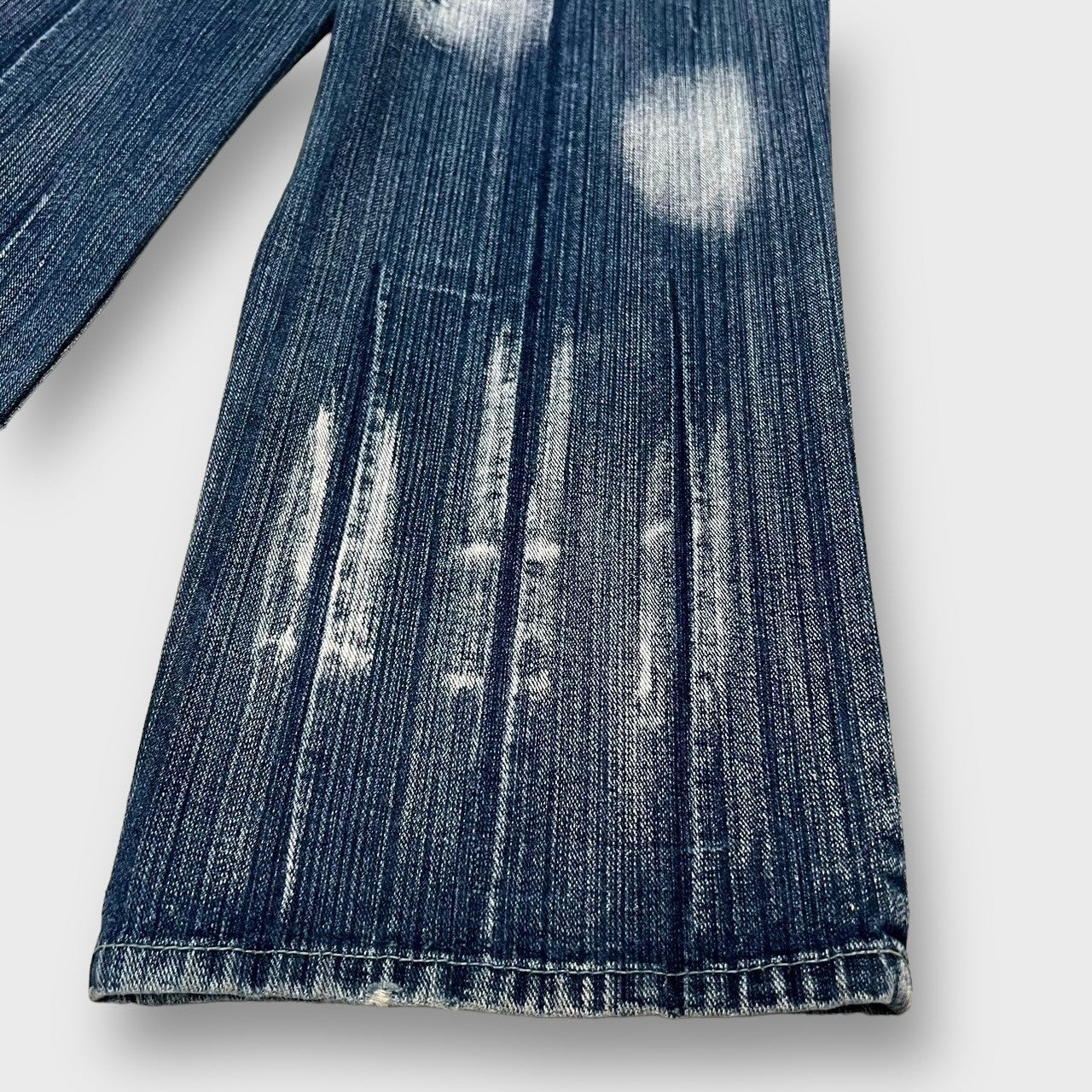 90’s “RAW SINCE”
Woshed pattern wide denim pants