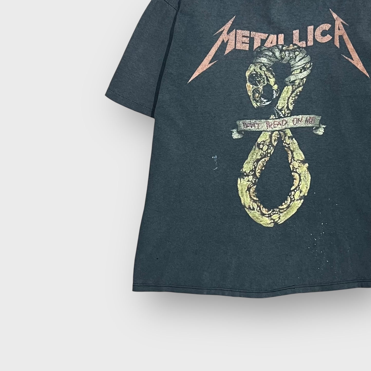 90’s METALLICA
“don't tread on me” t-shirt