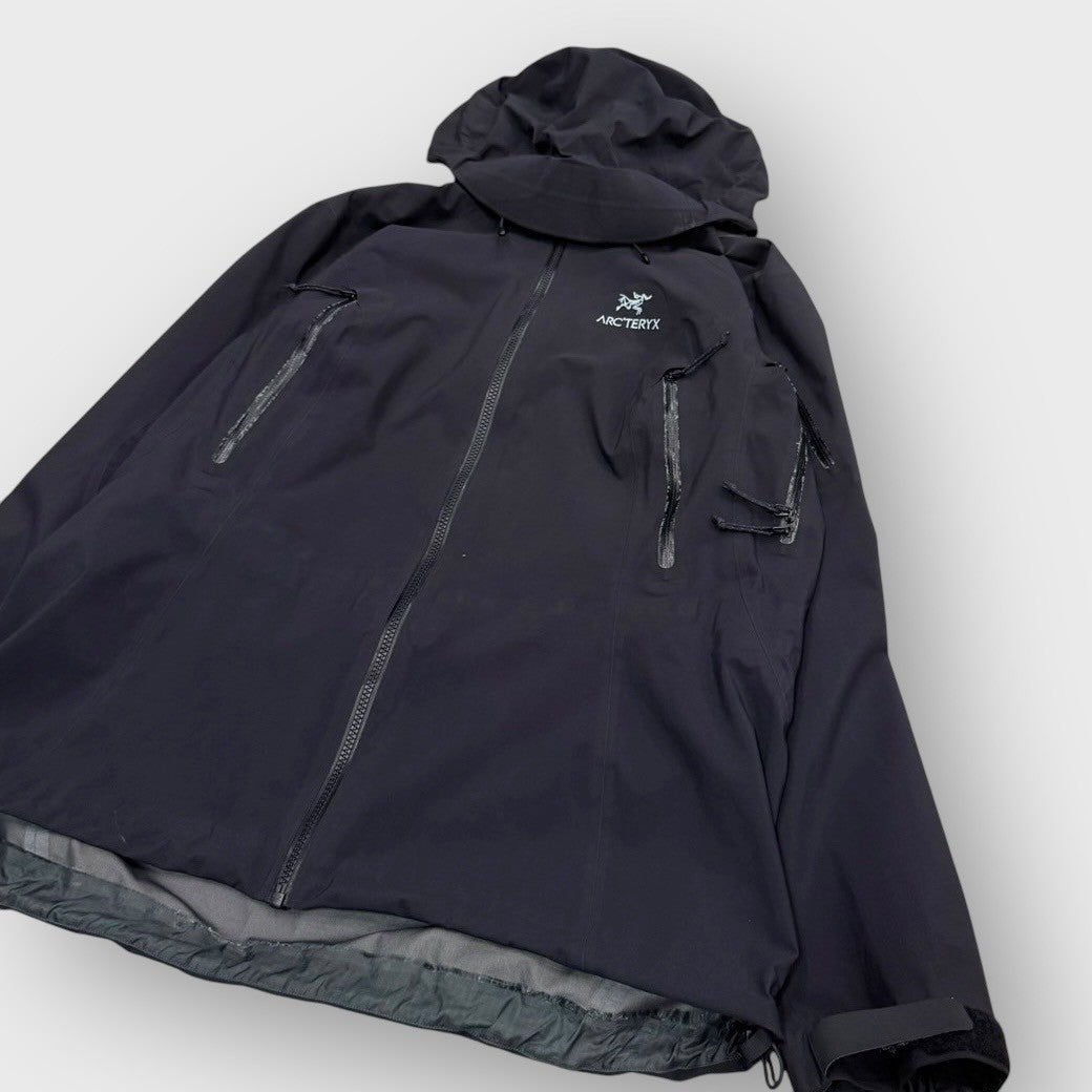 00's "ARC'TERYX"
Theta ar jacket