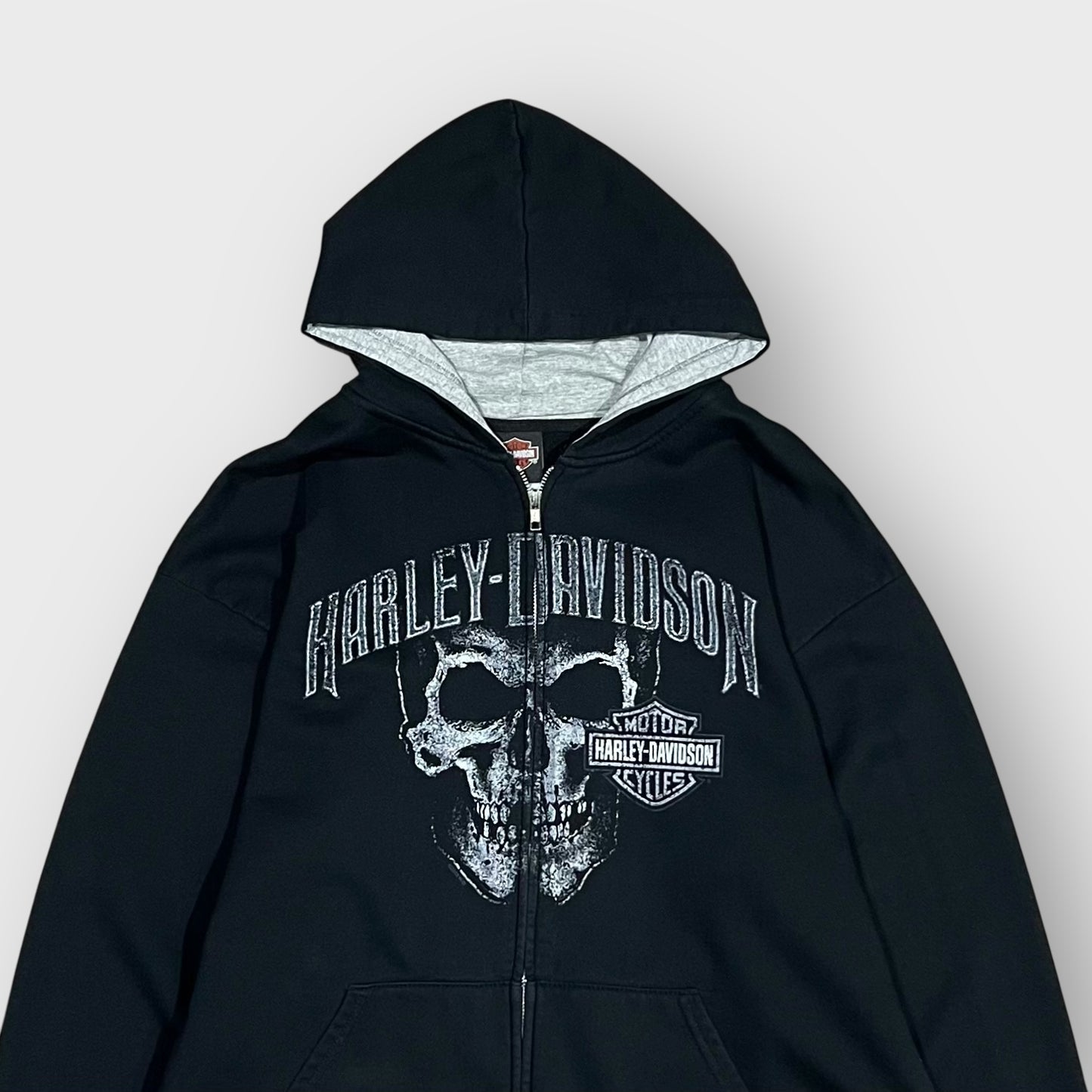 00’s “HARLEY-DAVIDSON”
skull design zip up hoodie