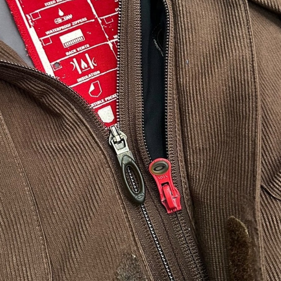 00’s “OAKLEY” mulch pocket corduroy mountain jacket