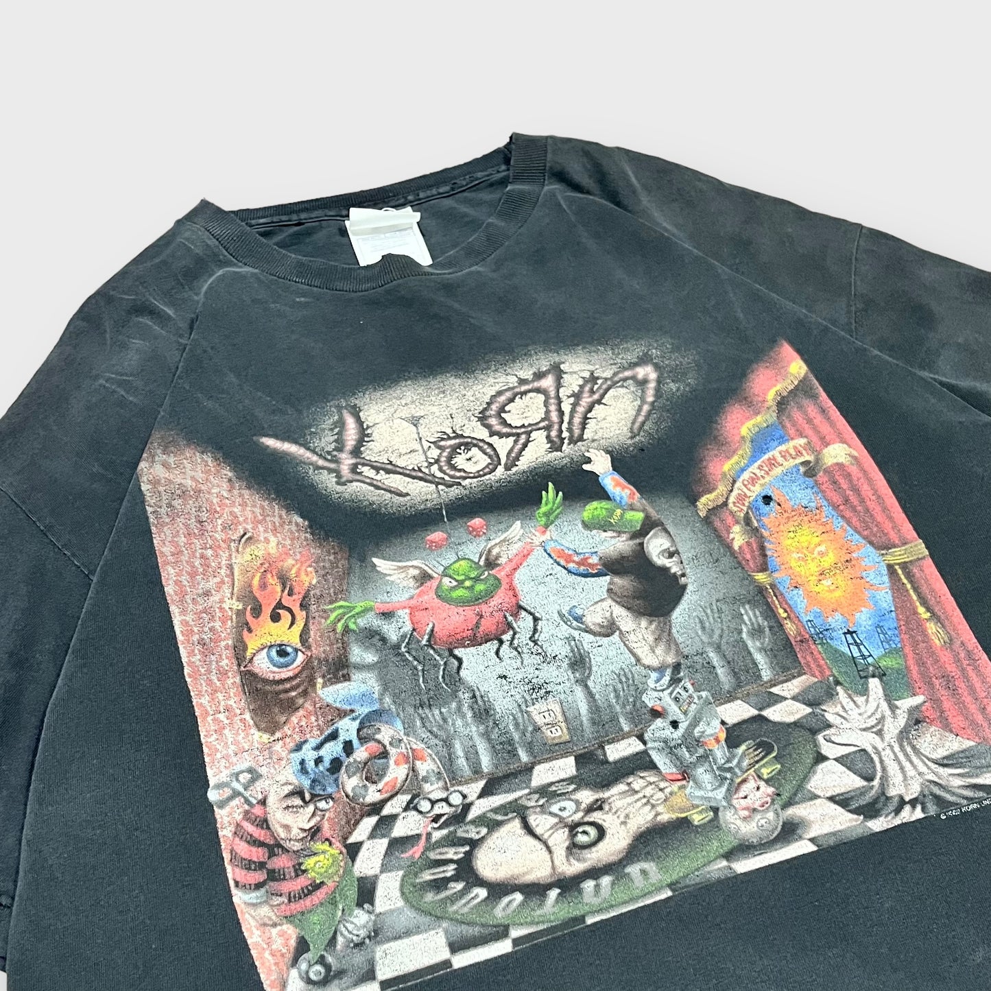 2002 KORN
“Untouchables” album t-shirt