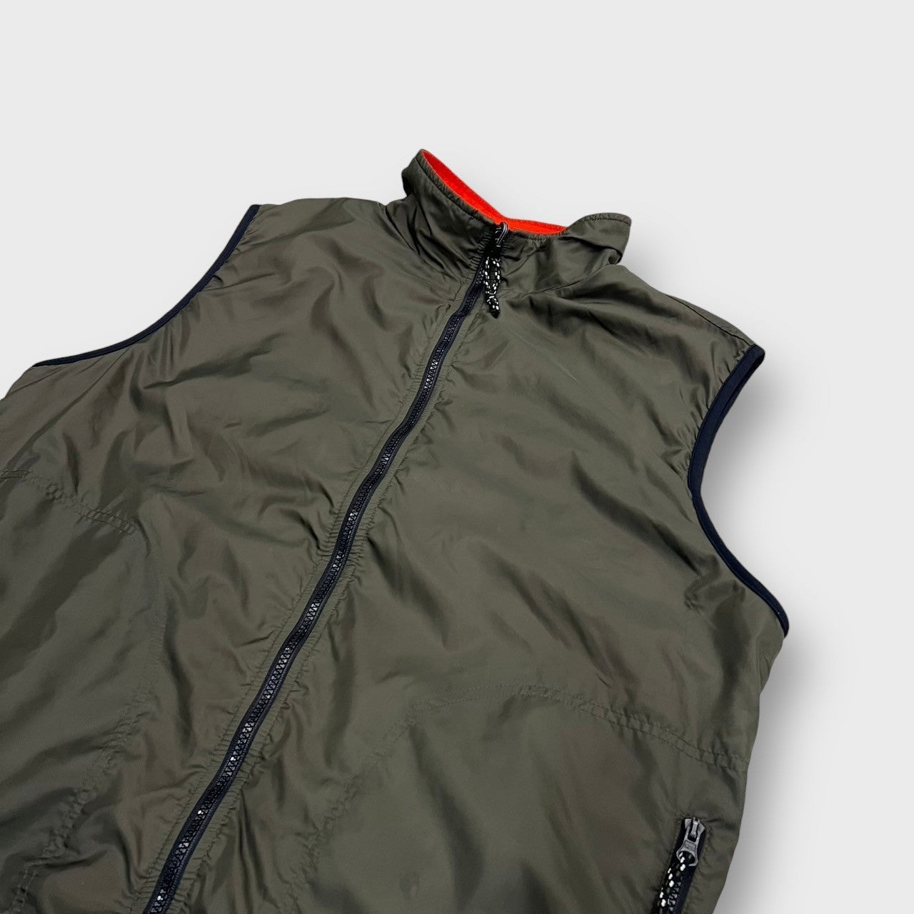 00’s “UTILITY” reversible nylon vest
