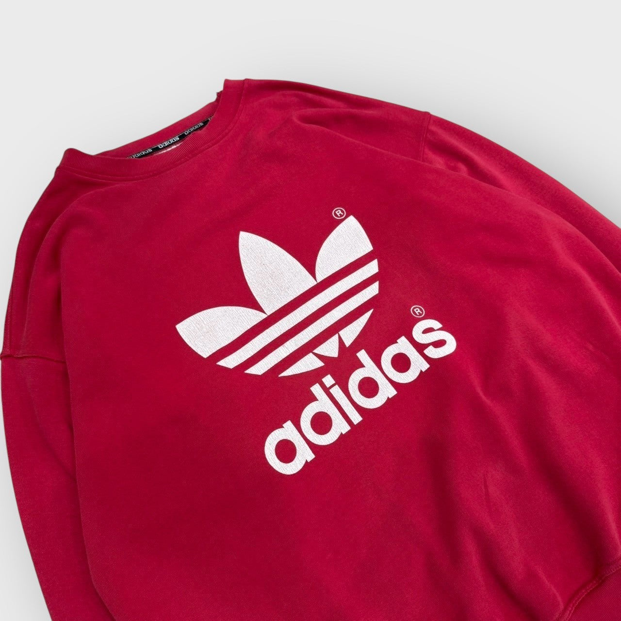 80's "adidas"
Crew neck sweat