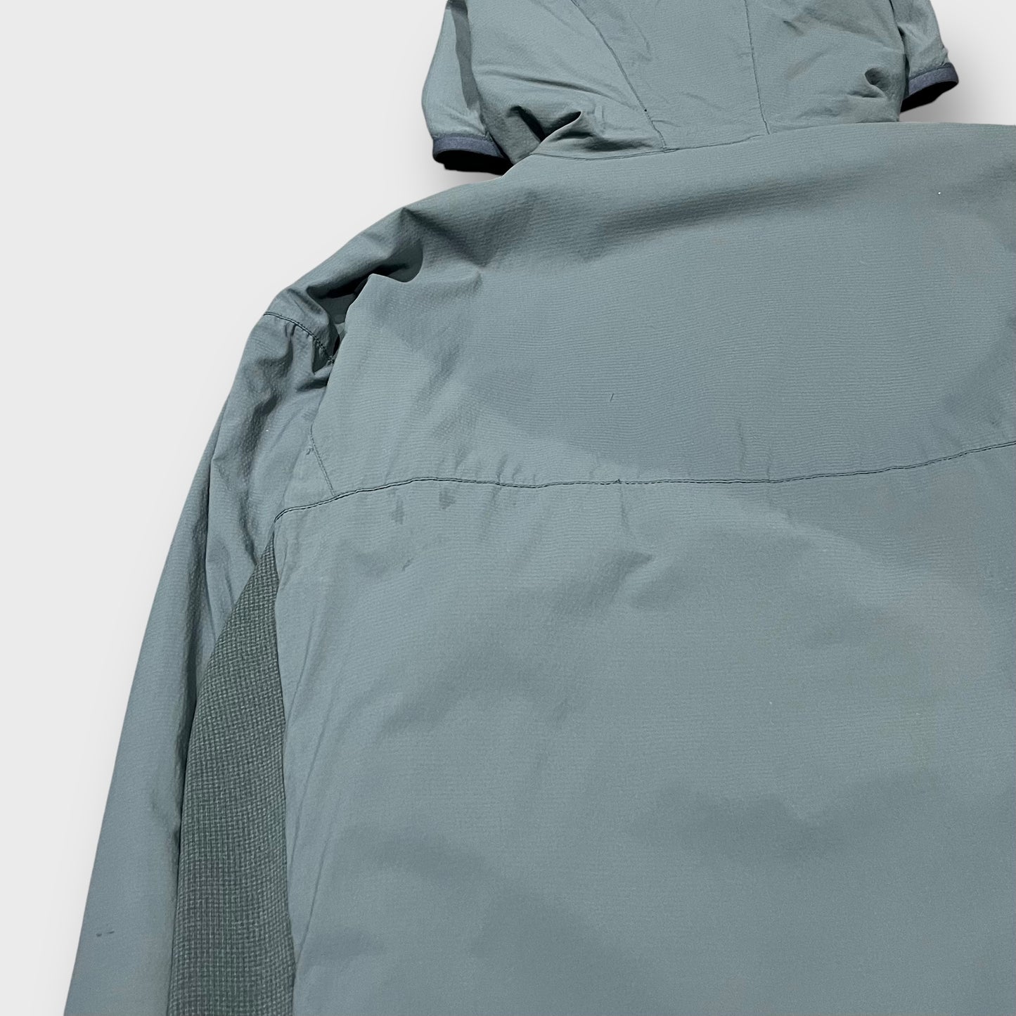00’s “ARC'TERYX” atom hooded jacket