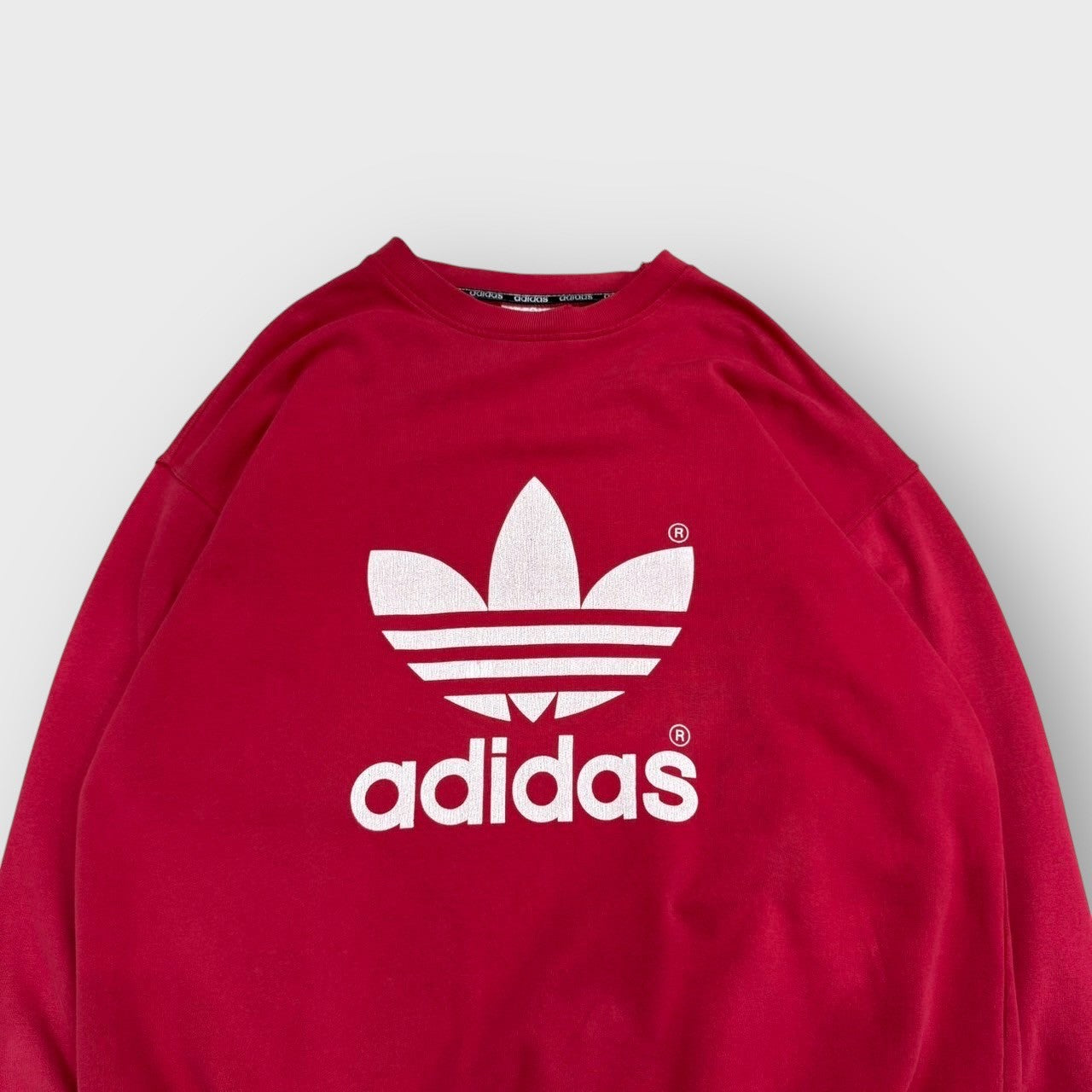80's "adidas"
Crew neck sweat