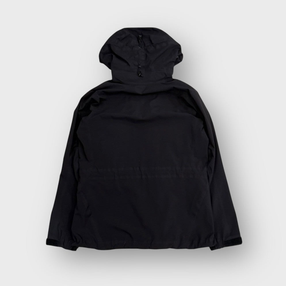 00's "ARC'TERYX"
Theta ar jacket