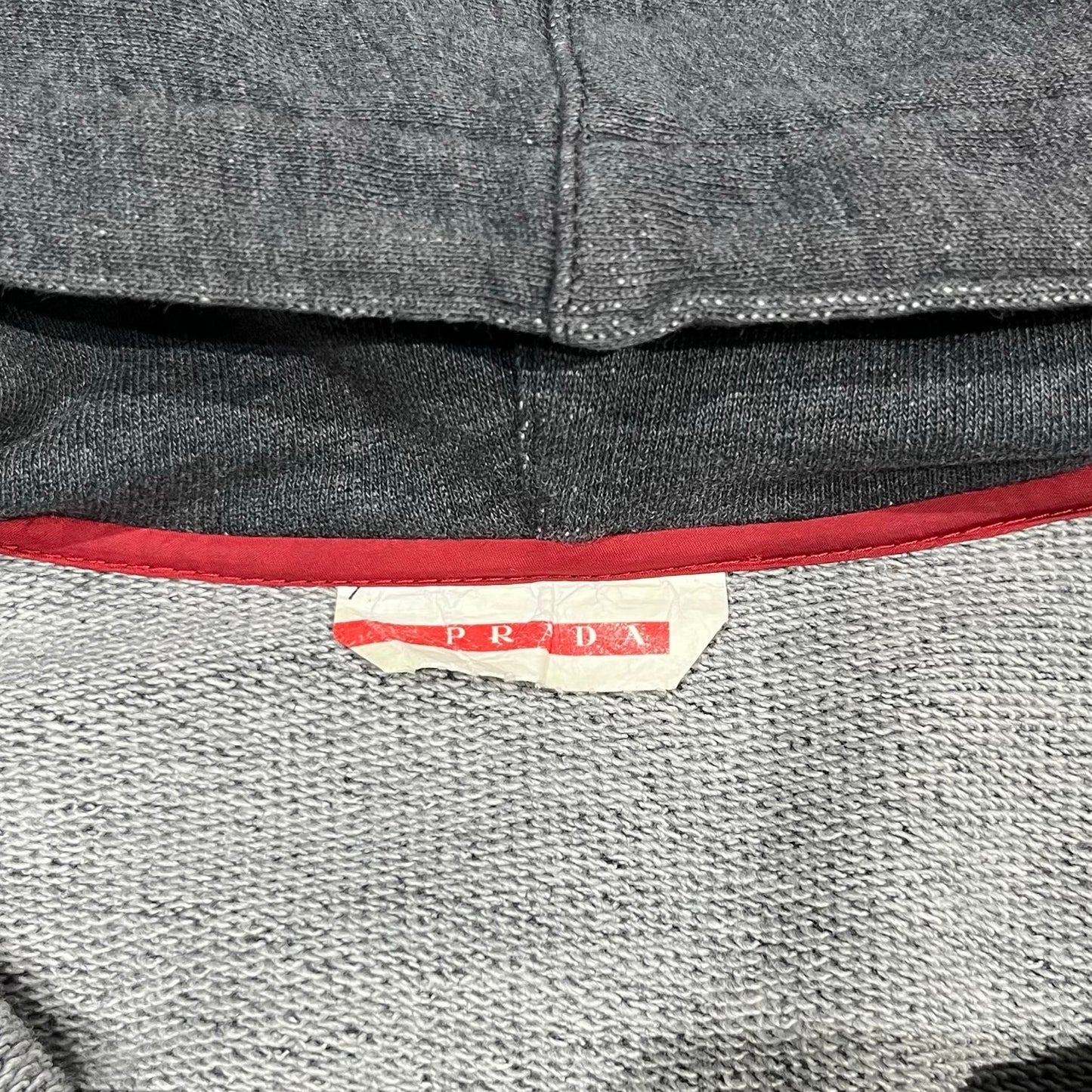 00’s “PRADA SPORTS”
zip up hoodie