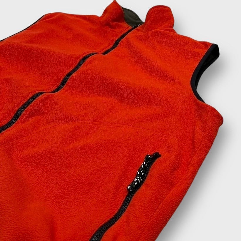 00’s “UTILITY” reversible nylon vest