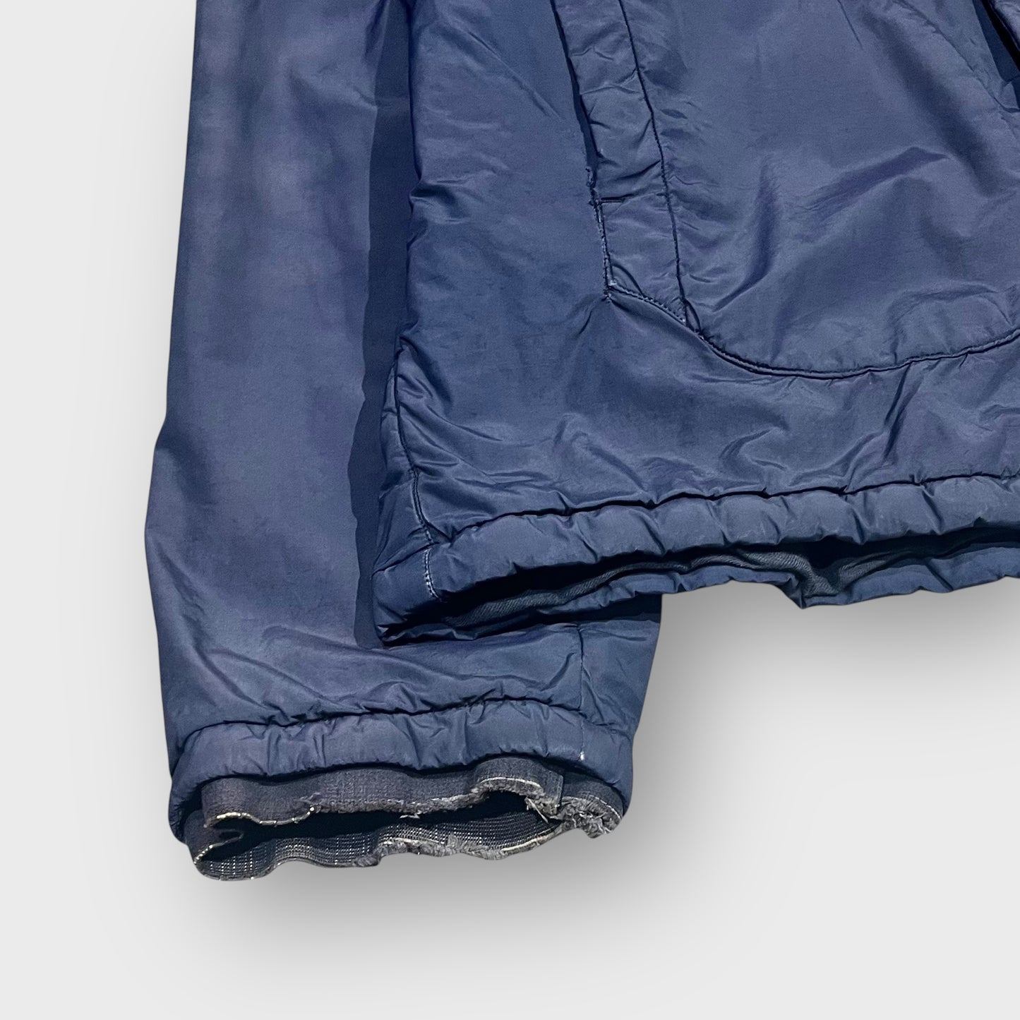 2001 STONE ISLAND
hooded jacket