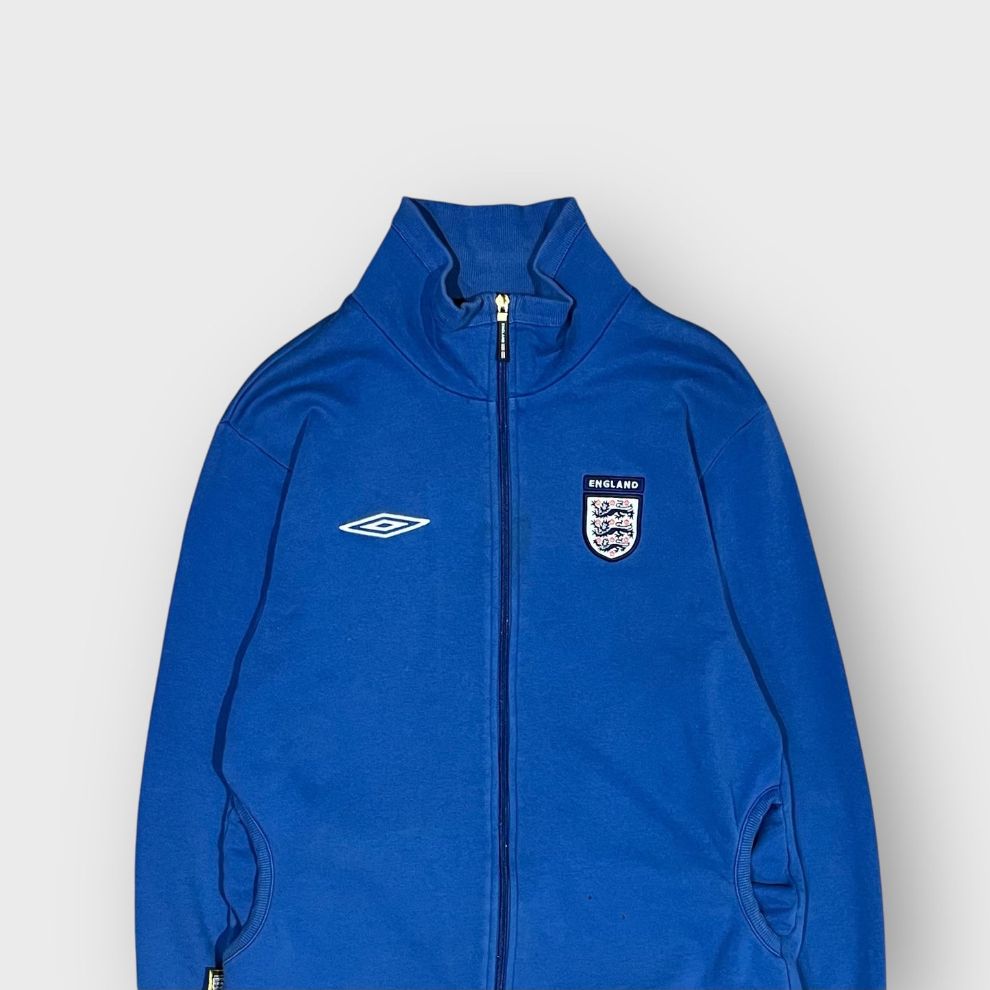 00’s umbro
“England” track jacket