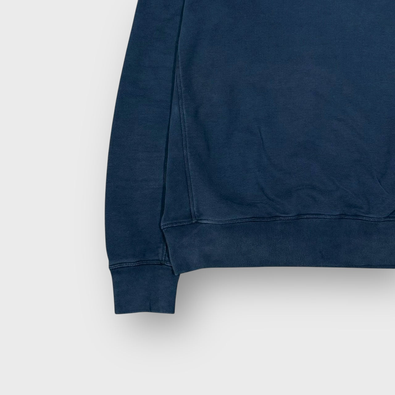 00’s “STONE ISLAND”
sweat