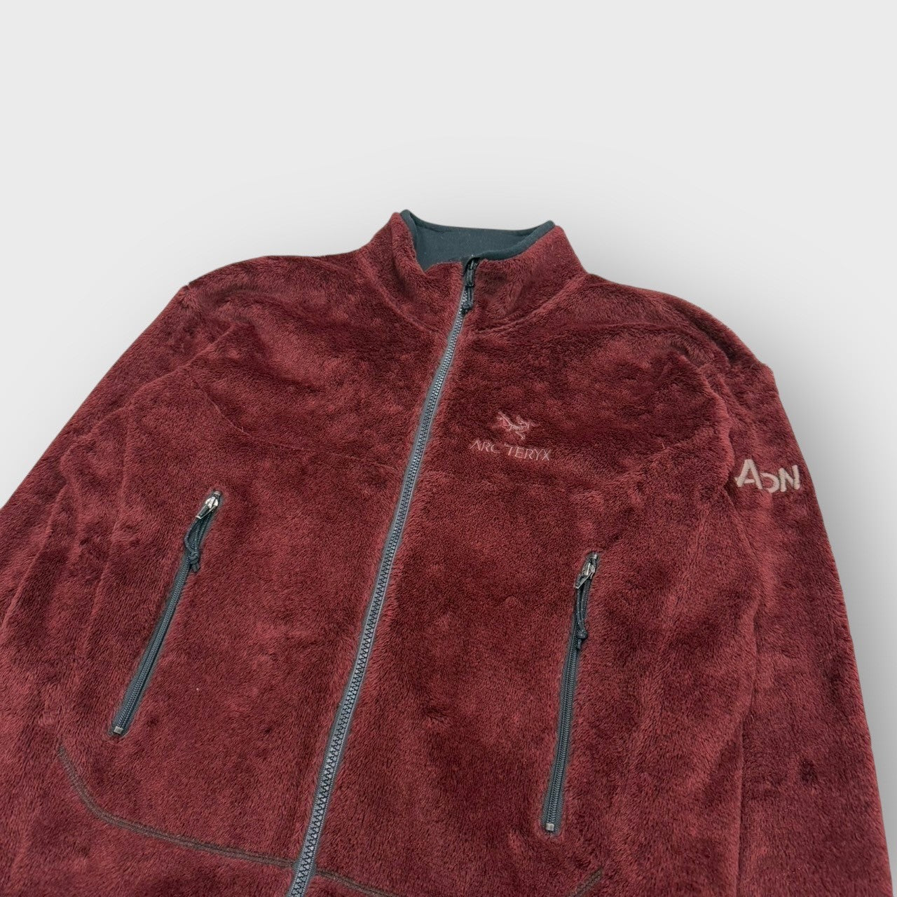 90's "ARC'TERYX"
Fleece jacket