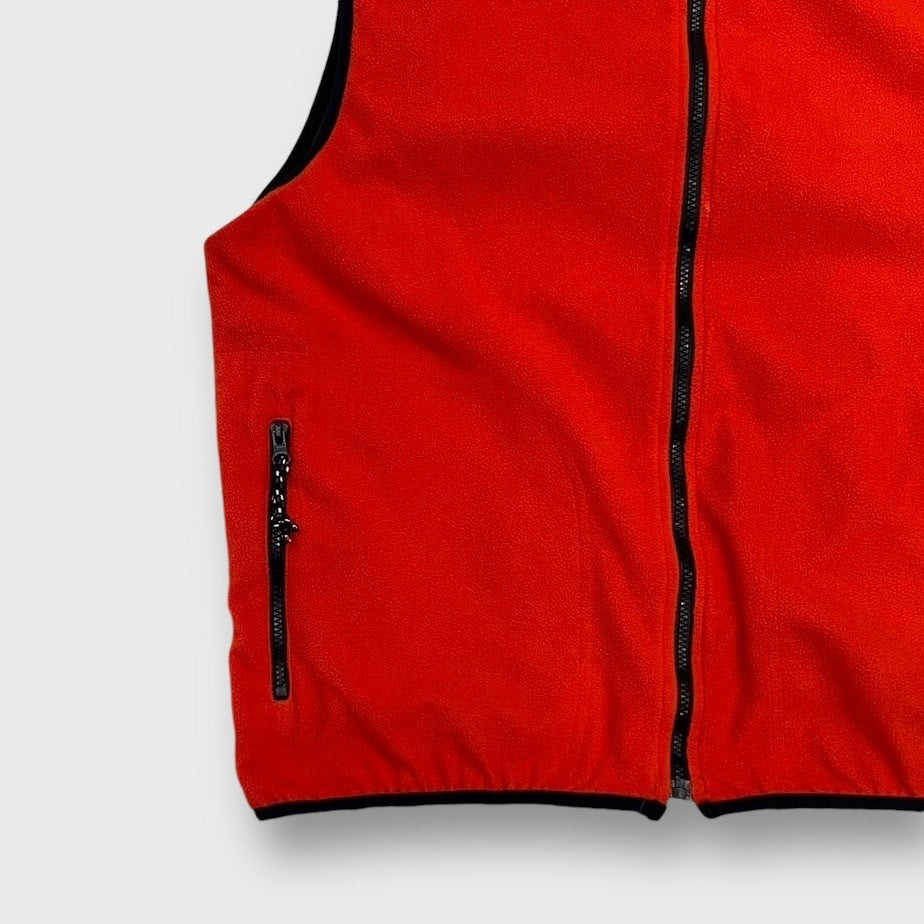 00’s “UTILITY” reversible nylon vest