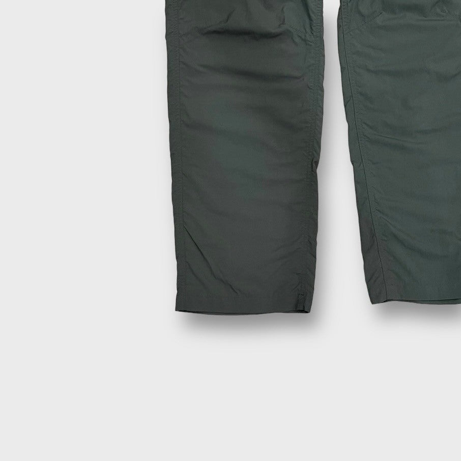 00’s “Columbia”
2way gimmick nylon cargo pants