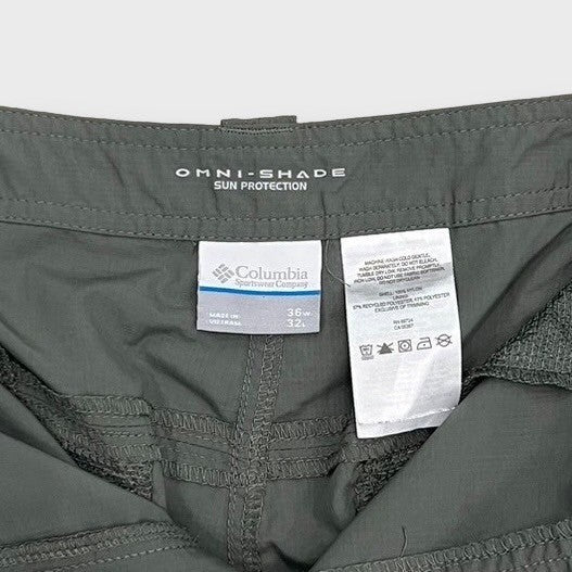 00’s “Columbia”
2way gimmick nylon cargo pants