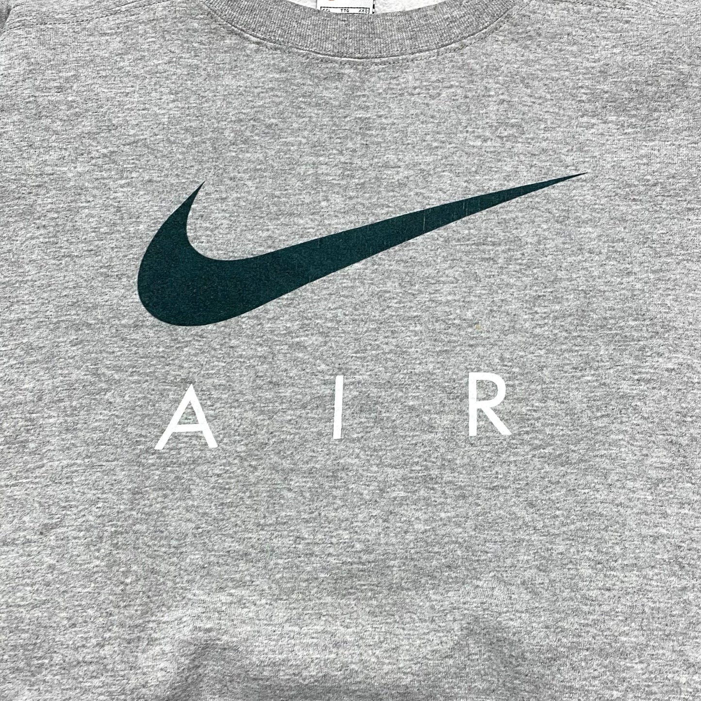 90’s “NIKE” logo design sweat