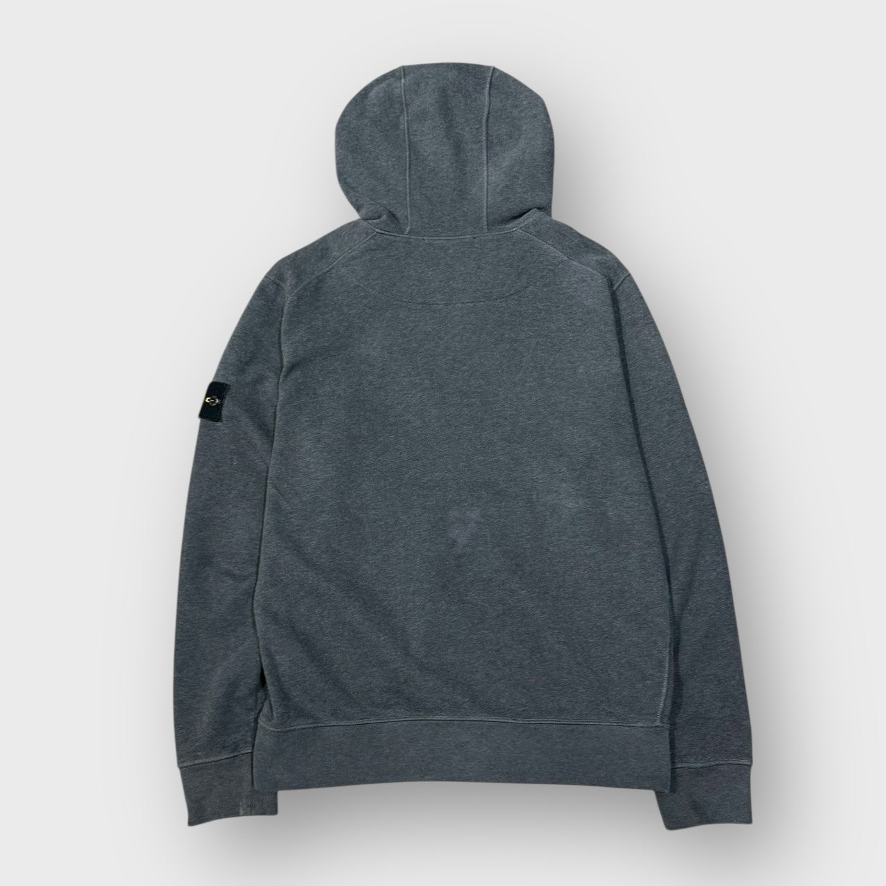 00’s “STONE ISLAND”
zip up hoodie