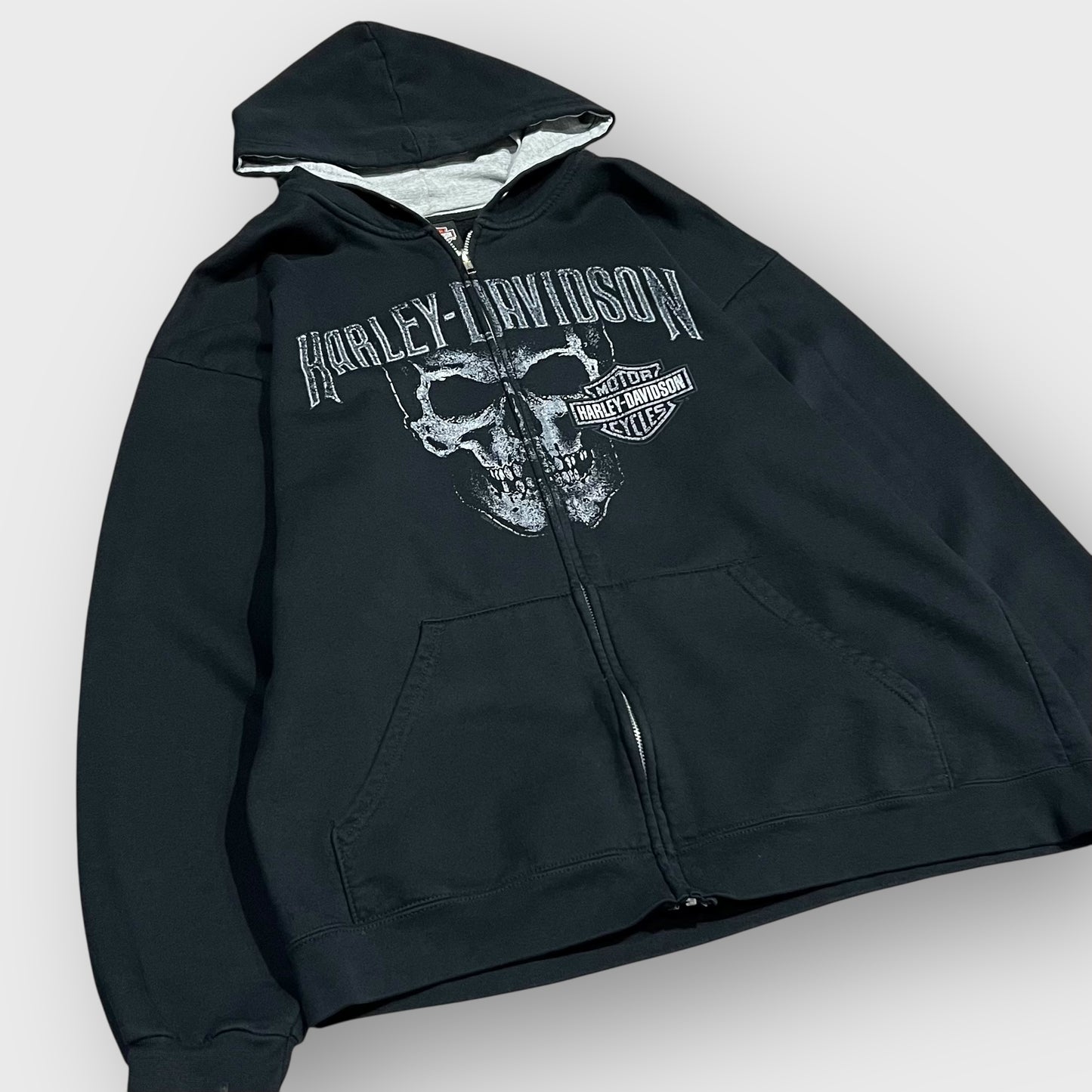00’s “HARLEY-DAVIDSON”
skull design zip up hoodie