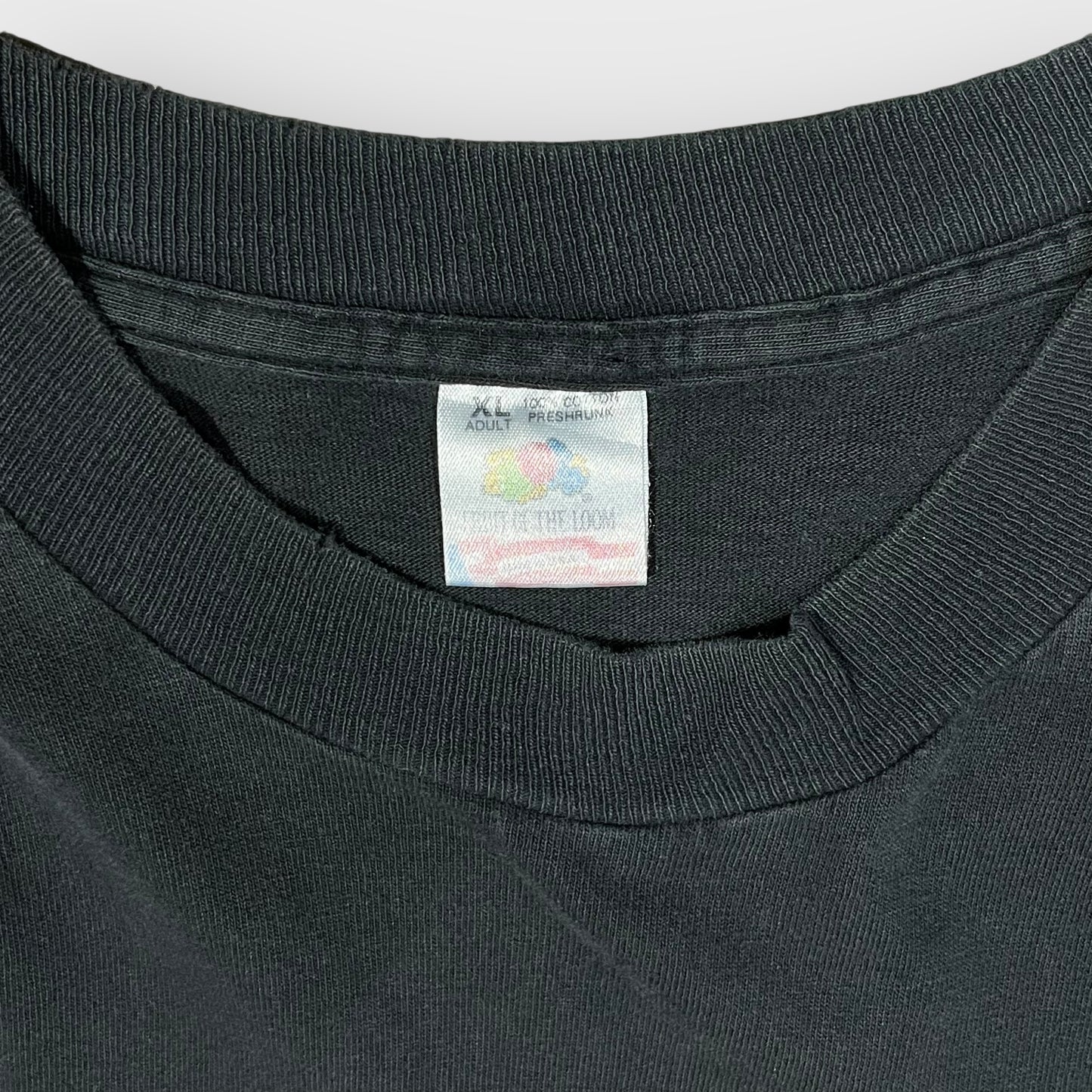90’s Marlboro
“Snake Pass” company t-shirt