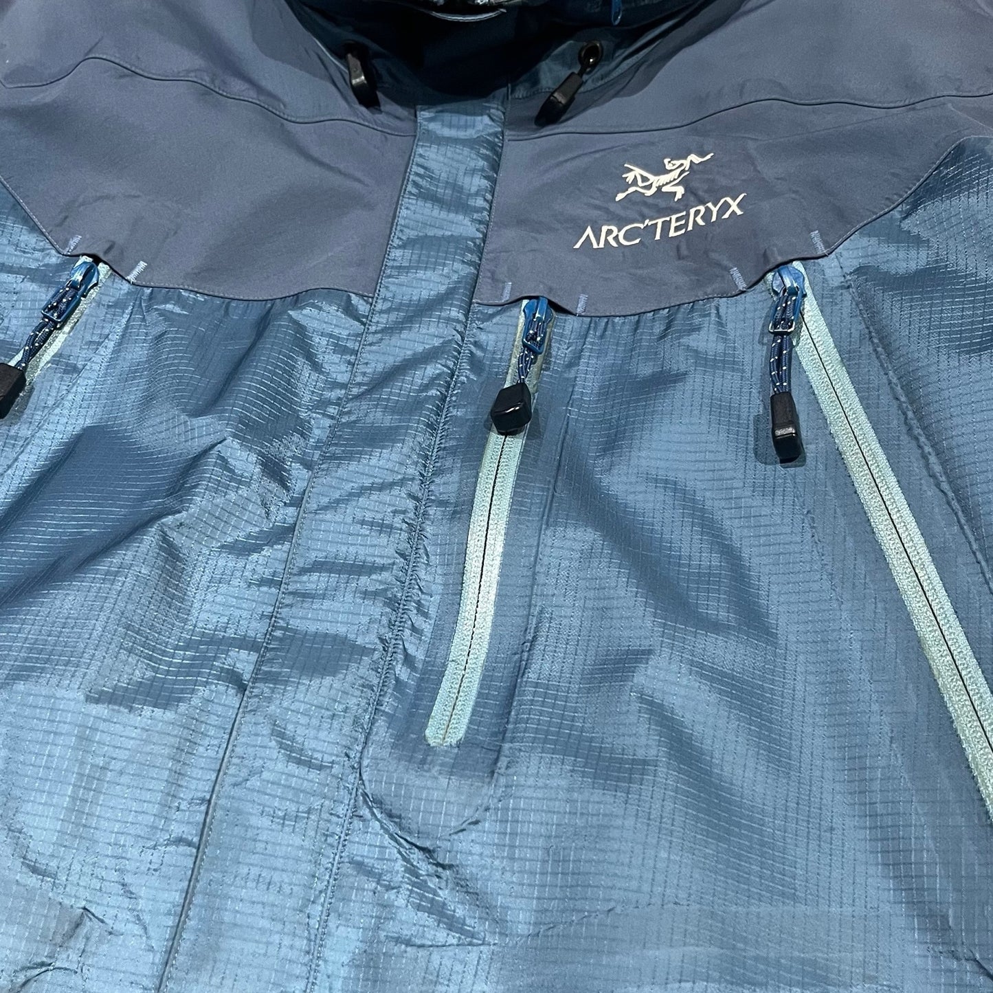 00’s “Arc'teryx”