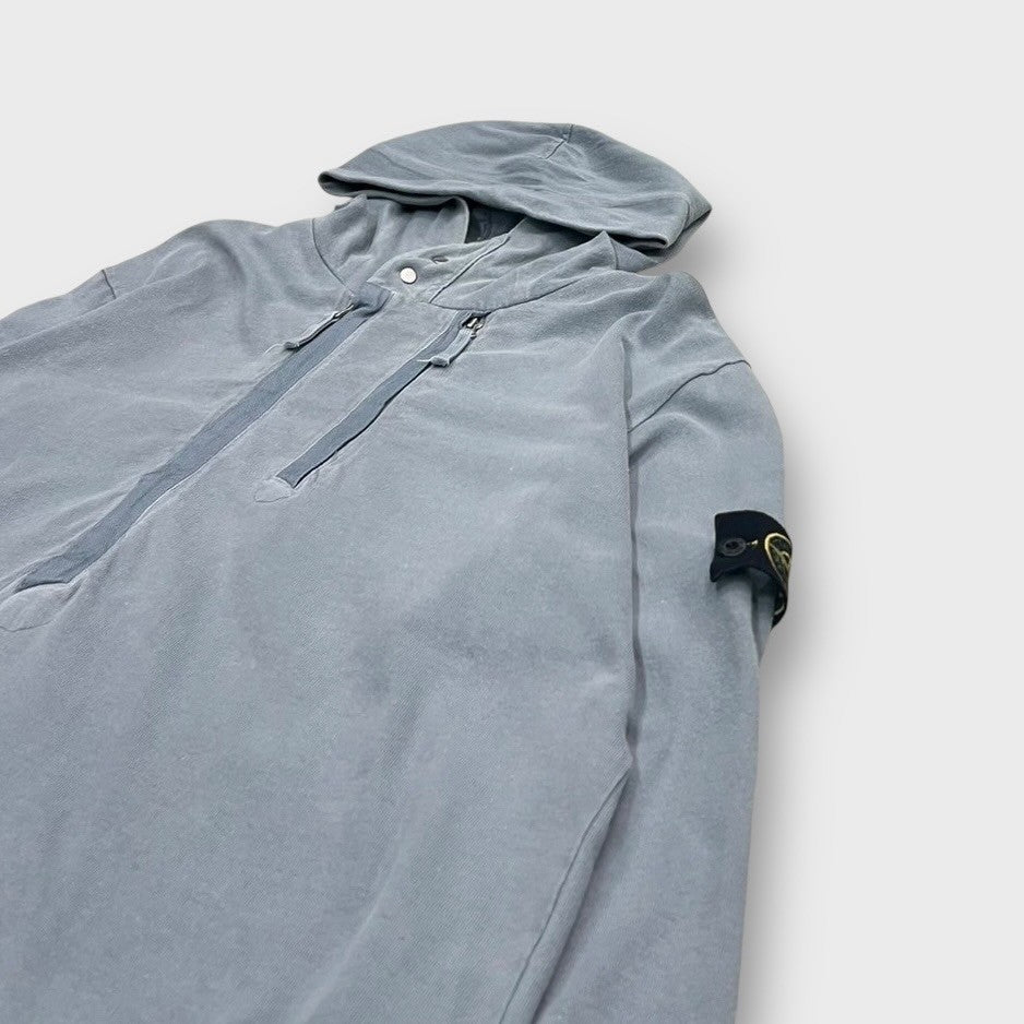 00’s “STONE ISLAND”
zip design pull over hoodie