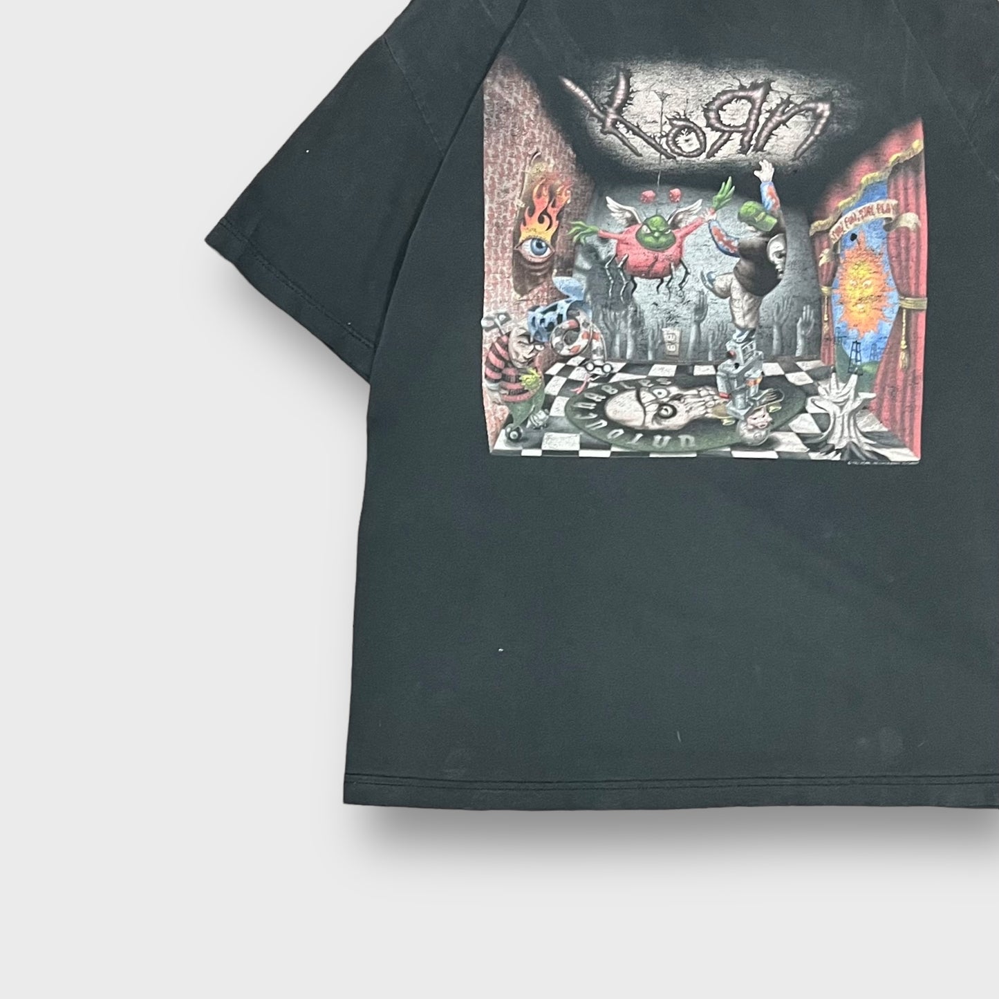 2002 KORN
“Untouchables” album t-shirt