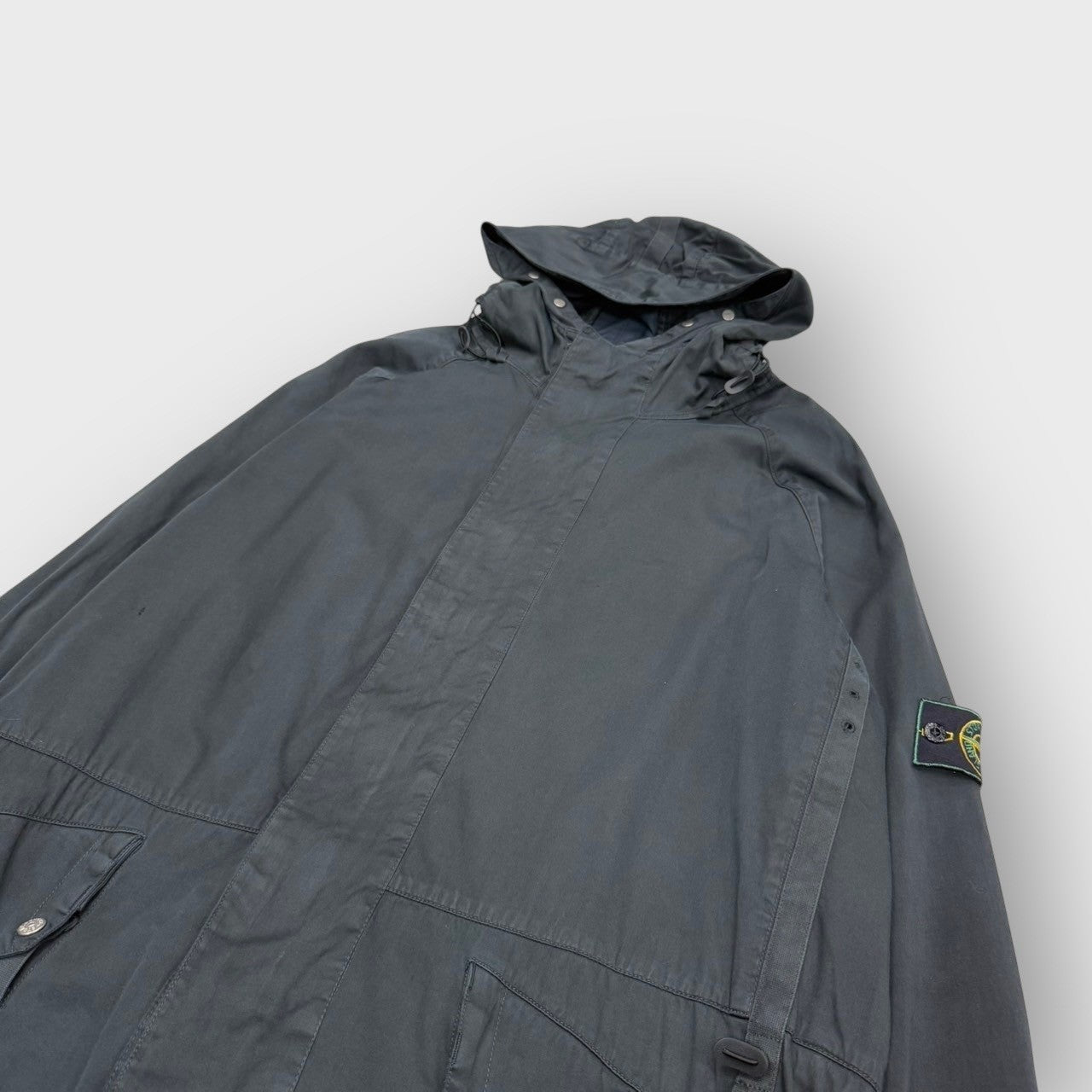 90's "STONE ISLAND"
"RASO GOMMATO" jacket
