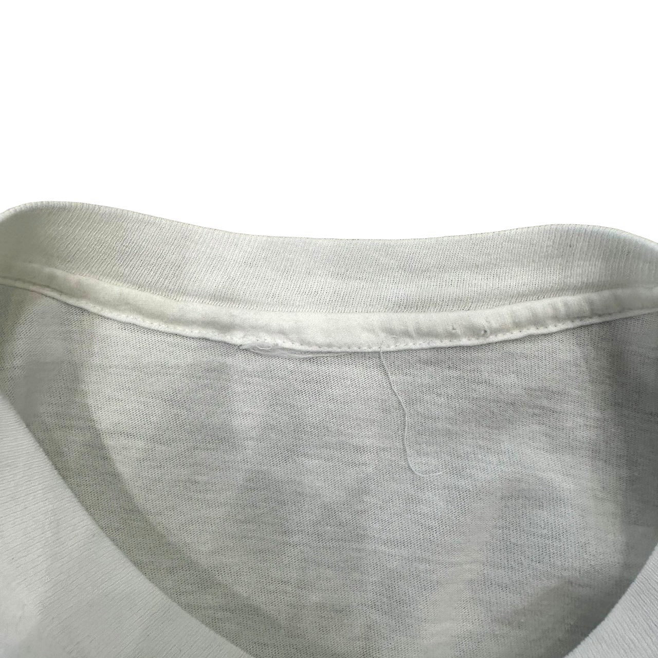 90’s GIORGIO ARMANI
“Perfume” t-shirt