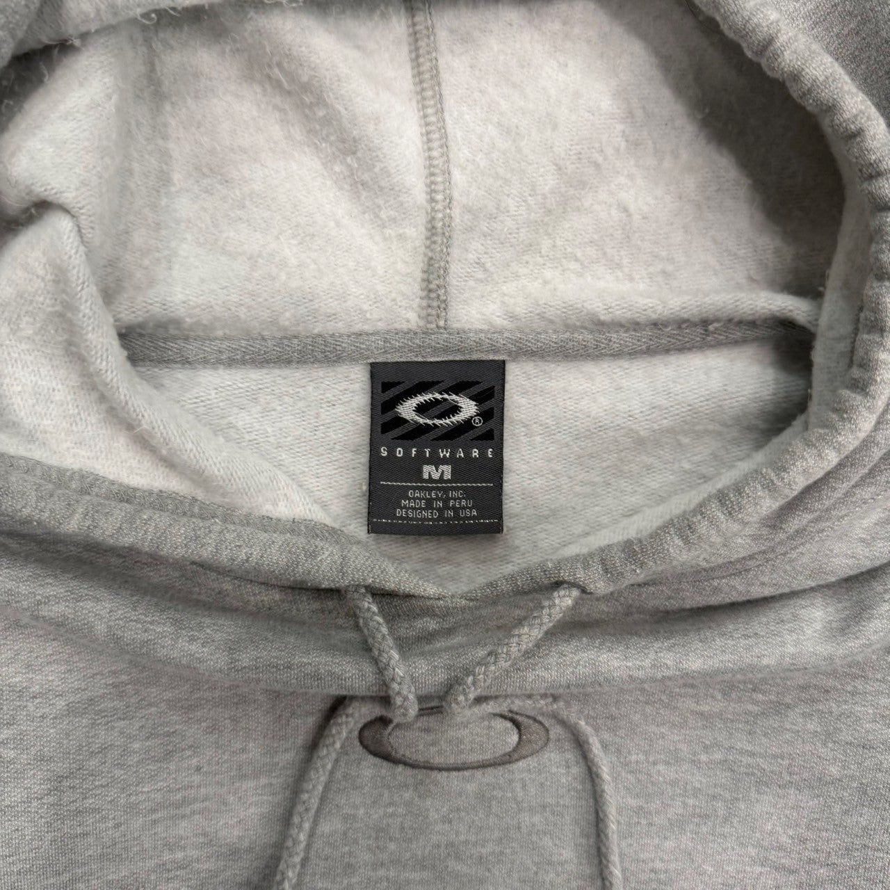 00’s “OAKLEY” pull-over hoodie