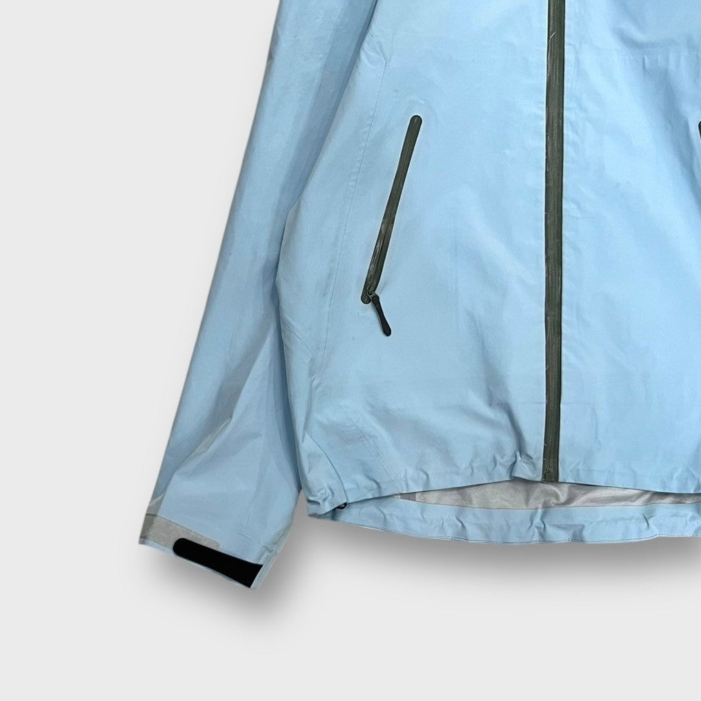 00’s “ARC'TERYX”
beta lt jacket