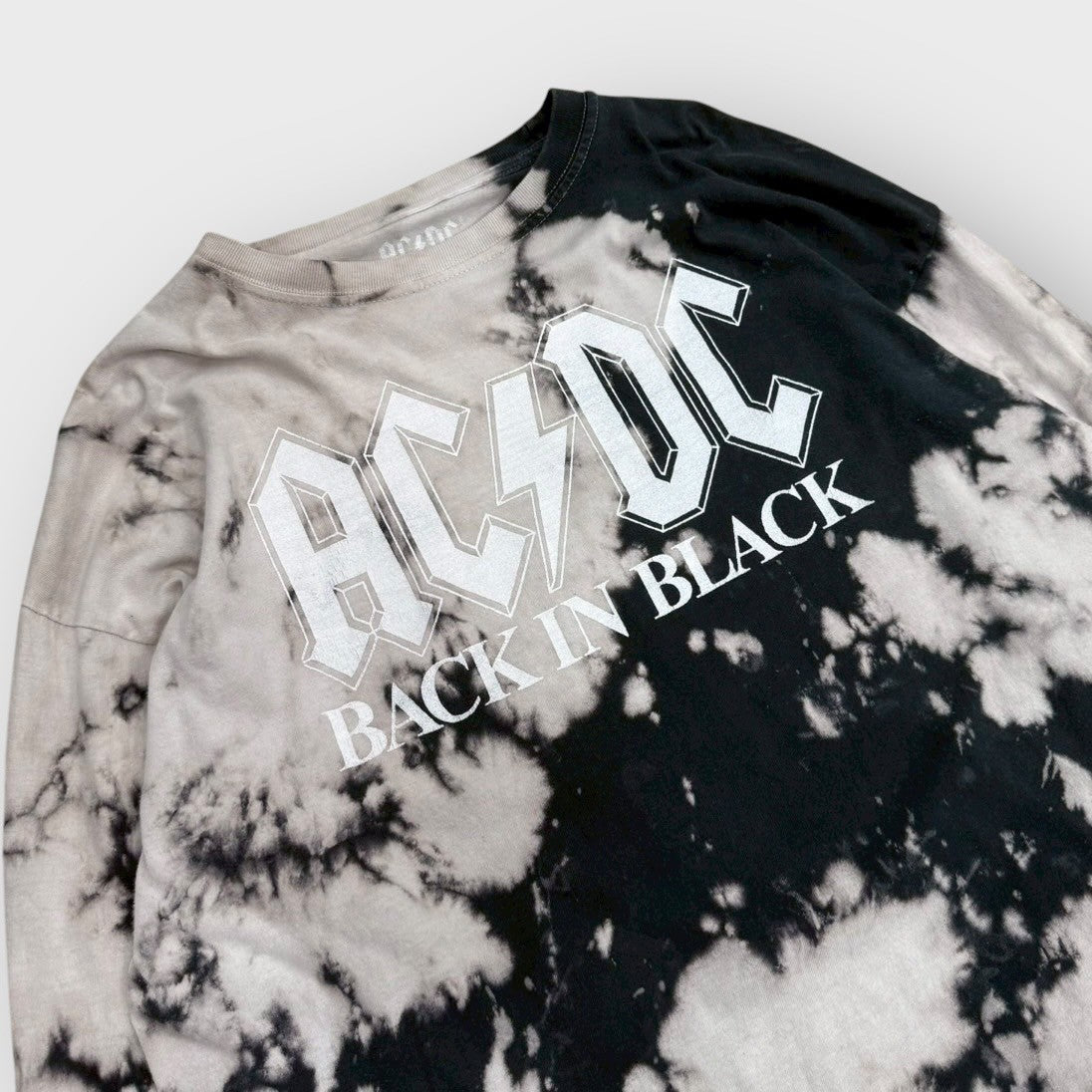 00's "ACDC"
L/s tee