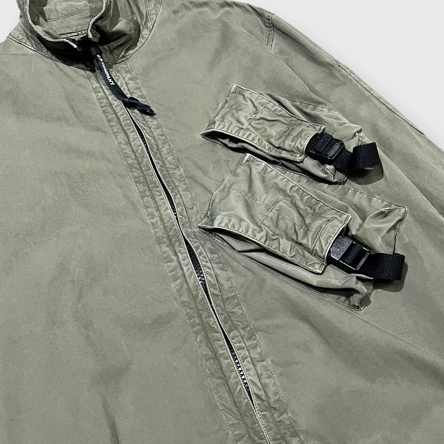 00’s “C.P. Company” hi-neck zip up jacket