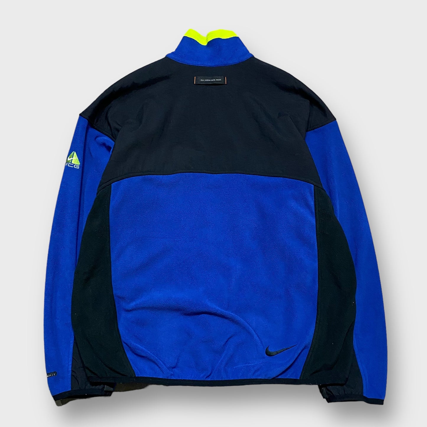90’s “NIKE ACG” fleece jacket