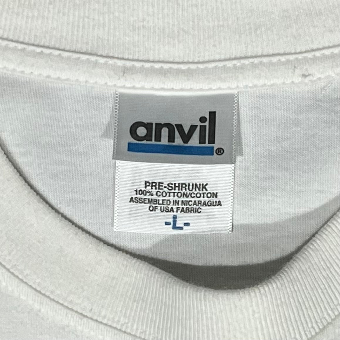 90’s “RAGE AGAINST THE MACHINE” band t-shirt