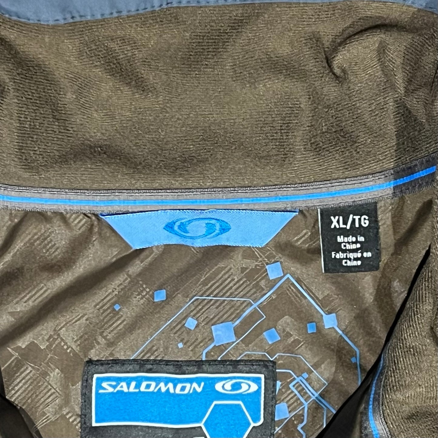 00’s “SALOMON”
hi-neck nylon jacket