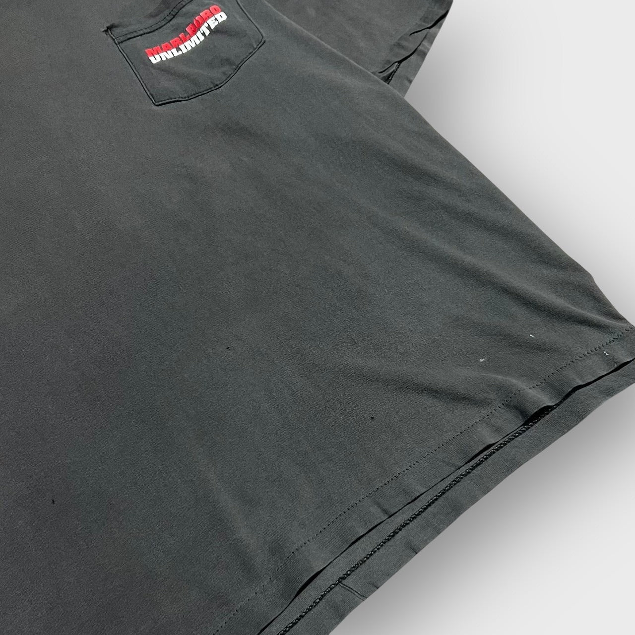 90’s “Marlboro”
“lizard” company t-shirt