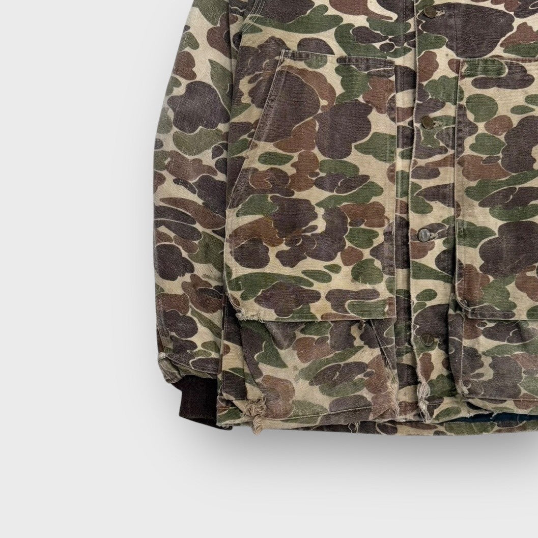 90’s “Carhartt”
camo pattern hunting jacket