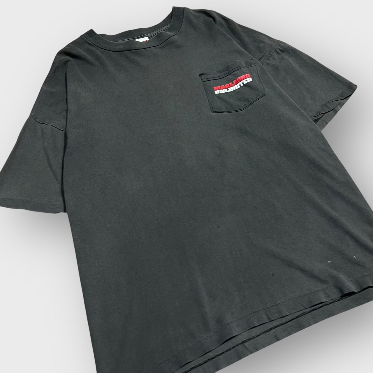 90’s “Marlboro”
“lizard” company t-shirt